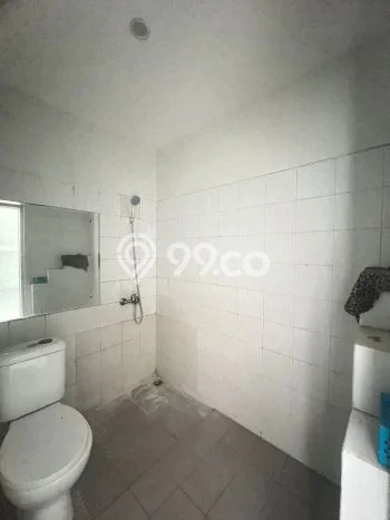 Jarang Ada! Rumah Kontrakan 4 Kamar Bagus Siap Huni Metland Menteng Jarang Ada! Rumah Kontrakan 4 Kamar Bagus Siap Huni Metland Menteng