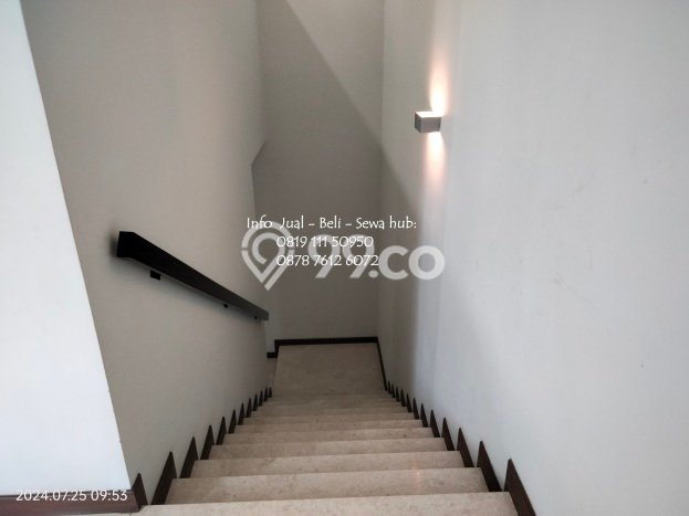 Rumah Sewa Tangerang LT 220m2 LB 337m2 Area BSD De Park Rumah Sewa Tangerang LT 220m2 LB 337m2 Area BSD De Park