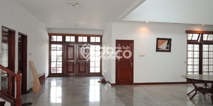 Rumah Luxury Modern Tanpa Renovasi di Permata Hijau Jakarta Selatan Rumah Luxury Modern Tanpa Renovasi di Permata Hijau Jakarta Selatan