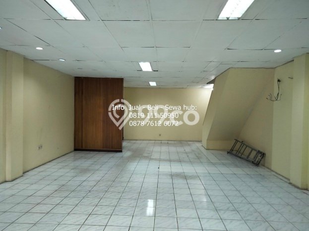 Dijual! Ruko di Kedoya Jakarta Barat LT 90m2 / LB 265m2 Kawasan Strategis Dijual! Ruko di Kedoya Jakarta Barat LT 90m2 / LB 265m2 Kawasan Strategis