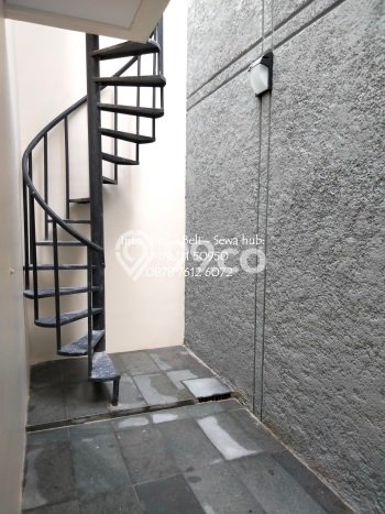 Hunian Elit LB 220m2 Siap Huni Desain Elegan di BSD Green Wich, Tangerang Hunian Elit LB 220m2 Siap Huni Desain Elegan di BSD Green Wich, Tangerang