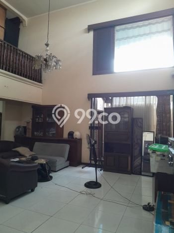 Dijual Rumah Luas Elegan Dengan View Cantik di Veteran, Jakarta Selatan Dijual Rumah Luas Elegan Dengan View Cantik di Veteran, Jakarta Selatan