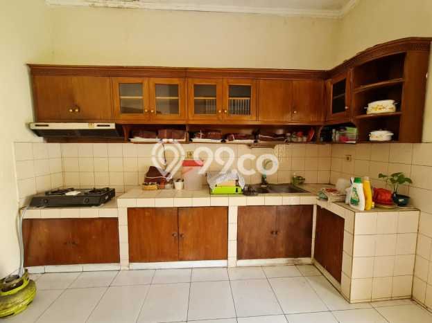 Rumah Mewah LB 200m2 Siap Pakai Desain Elegan di Cinere, Jakarta Selatan Rumah Mewah LB 200m2 Siap Pakai Desain Elegan di Cinere, Jakarta Selatan
