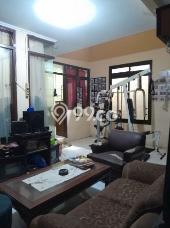 Dijual Rumah Luas Elegan Dengan View Cantik di Veteran, Jakarta Selatan Dijual Rumah Luas Elegan Dengan View Cantik di Veteran, Jakarta Selatan