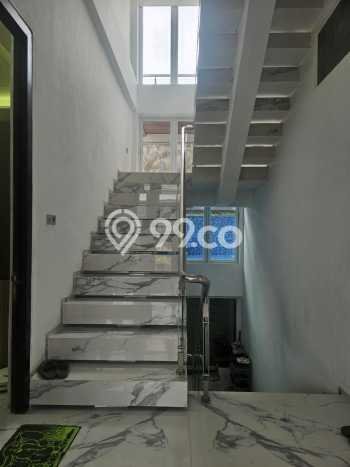 Jual Rumah Luas Elegan Dengan View Eksklusif di Ancol, Jakarta Utara Jual Rumah Luas Elegan Dengan View Eksklusif di Ancol, Jakarta Utara