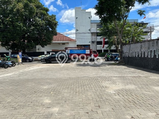 Unit Ruko Dijual di Jakarta Barat LT 237m2 & LB 220m2 Unit Ruko Dijual di Jakarta Barat LT 237m2 & LB 220m2