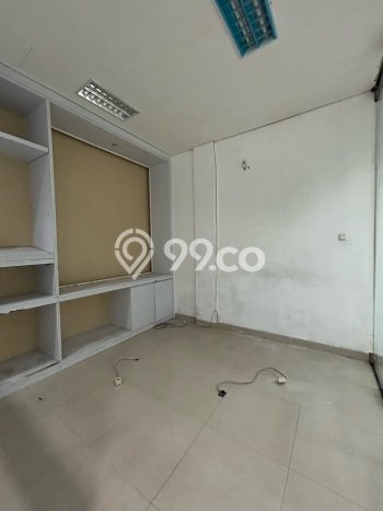 Untuk Dijual! Ruko di Pangeran Jayakarta Jakarta Pusat LT 62m2 / LB 281m2 Kawasan Strategis Untuk Dijual! Ruko di Pangeran Jayakarta Jakarta Pusat LT 62m2 / LB 281m2 Kawasan Strategis
