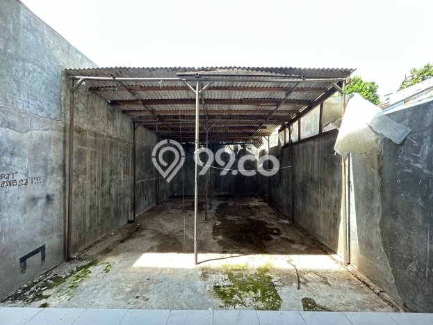Unit Ruko Dijual di Jakarta Barat LT 237m2 & LB 220m2 Unit Ruko Dijual di Jakarta Barat LT 237m2 & LB 220m2