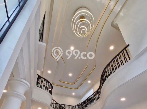 Rumah Mewah LB 700m2 Siap Pakai Desain Elegan di Tomang, Jakarta Barat Rumah Mewah LB 700m2 Siap Pakai Desain Elegan di Tomang, Jakarta Barat