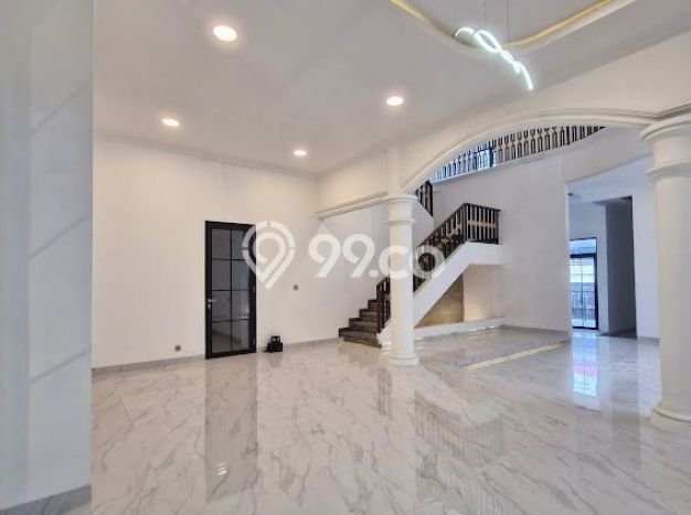 Rumah Mewah LB 700m2 Siap Pakai Desain Elegan di Tomang, Jakarta Barat Rumah Mewah LB 700m2 Siap Pakai Desain Elegan di Tomang, Jakarta Barat