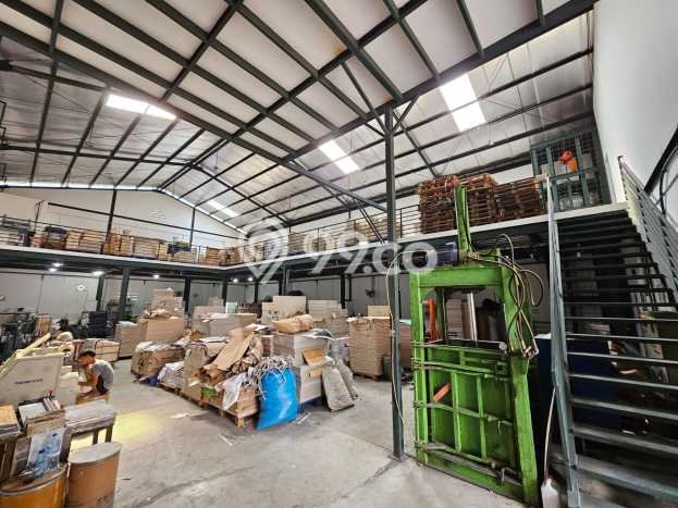 Unit Gudang Dijual di Jakarta Utara LT 668m2 & LB 668m2 Unit Gudang Dijual di Jakarta Utara LT 668m2 & LB 668m2