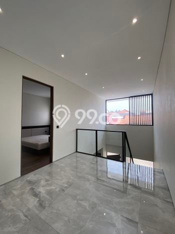 Rumah Lingkungan Asri kawasan , Bandung, Luas 108m2m² LB 160m2m² Rumah Lingkungan Asri kawasan , Bandung, Luas 108m2m² LB 160m2m²