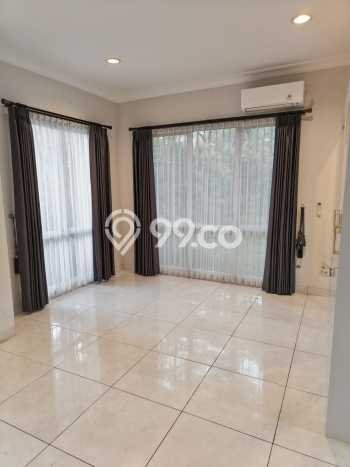 Disewakan Rumah Konsep Modern di BSD Tangerang Selatan dengan 4 Kamar Disewakan Rumah Konsep Modern di BSD Tangerang Selatan dengan 4 Kamar