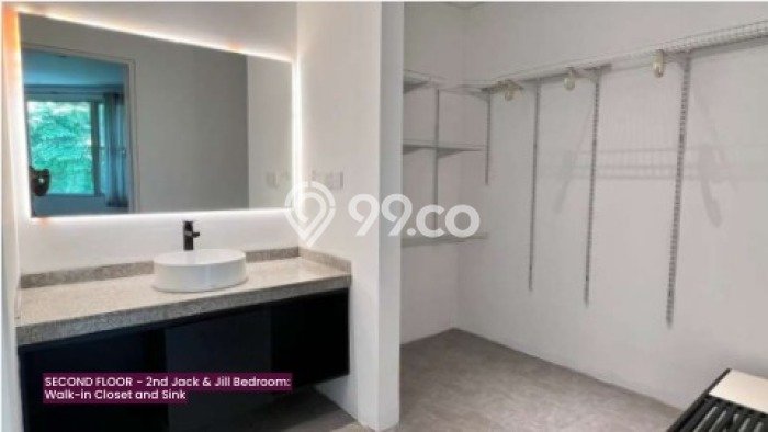 Disewakan Rumah Strategis LT 400m2 / LB 800m2 di Sudirman, Jakarta Selatan Disewakan Rumah Strategis LT 400m2 / LB 800m2 di Sudirman, Jakarta Selatan