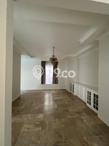 Rumah sewa siap pakai 5 KT di Lebak Bulus, Jakarta Selatan Rumah sewa siap pakai 5 KT di Lebak Bulus, Jakarta Selatan