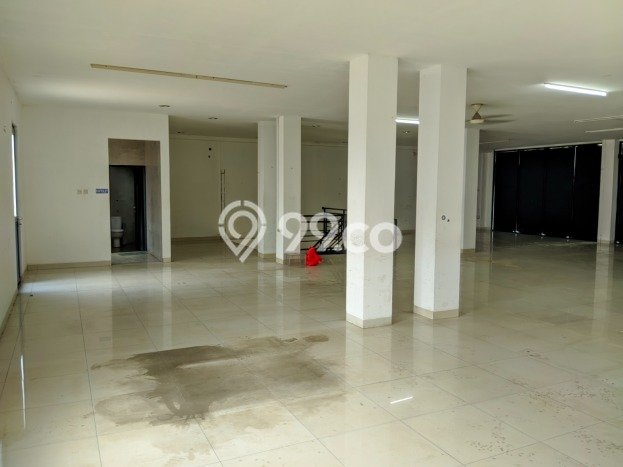 Unit Kantor Dijual di Jakarta Selatan LT 500m2 & LB 600m2 Unit Kantor Dijual di Jakarta Selatan LT 500m2 & LB 600m2