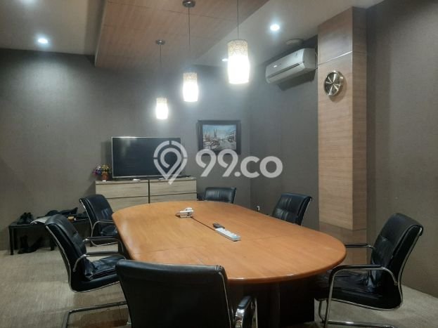 Unit Komersial Disewakan di Tangerang Selatan Area Strategis Harga Kompetitif Unit Komersial Disewakan di Tangerang Selatan Area Strategis Harga Kompetitif