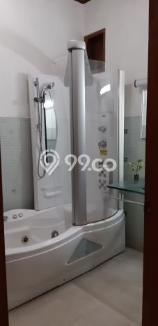 Ready to Use! Premium House LT 498m2 Desain Modern di Setra Duta Ready to Use! Premium House LT 498m2 Desain Modern di Setra Duta