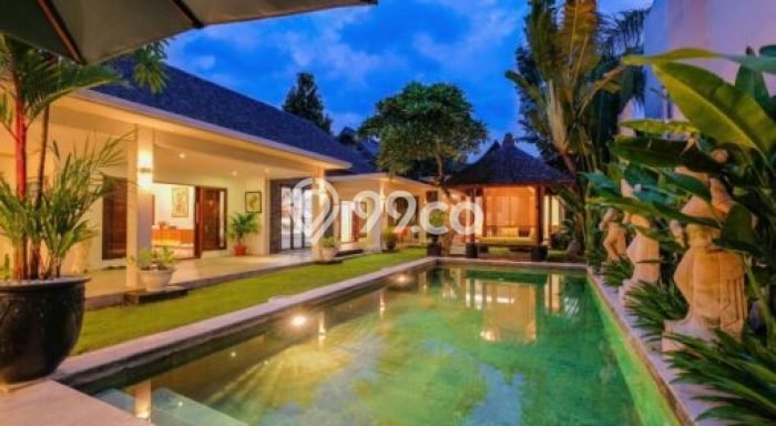 For Sale! Luxury House LT 570m2 Desain Modern di canggu For Sale! Luxury House LT 570m2 Desain Modern di canggu