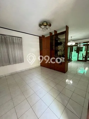 Dijual Rumah 4 Kamar Lokasi Ideal Nyaman dan Strategis di Astanaanyar Dijual Rumah 4 Kamar Lokasi Ideal Nyaman dan Strategis di Astanaanyar
