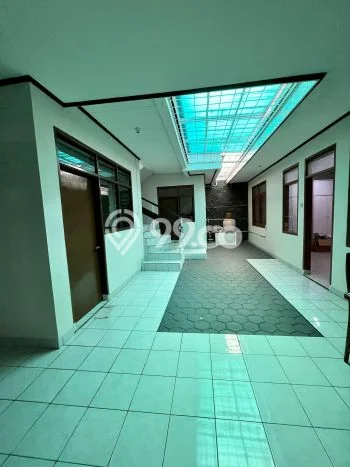 Dijual Rumah 4 Kamar Lokasi Ideal Nyaman dan Strategis di Astanaanyar Dijual Rumah 4 Kamar Lokasi Ideal Nyaman dan Strategis di Astanaanyar