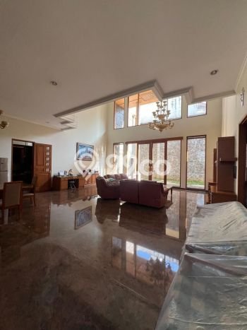 Rumah Luxury Modern Tanpa Renovasi di Setra Duta Bandung Rumah Luxury Modern Tanpa Renovasi di Setra Duta Bandung