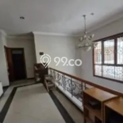 Dijual Rumah Premium dengan Fasilitas Sekitar Komplit di Sukolilo, Surabaya Dijual Rumah Premium dengan Fasilitas Sekitar Komplit di Sukolilo, Surabaya