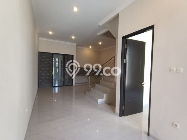 Dijual Hunian Rumah Terawat 3 Kamar di Semolowaru, Surabaya Dijual Hunian Rumah Terawat 3 Kamar di Semolowaru, Surabaya