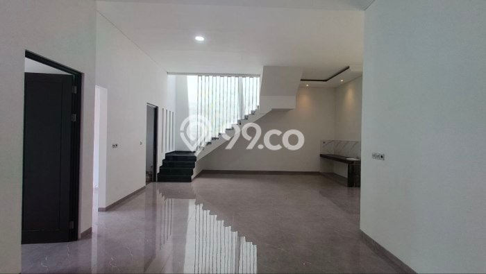 Siap Huni Rumah Mewah 4 Kamar di Mulyorejo Dekat ke Mana Pun Siap Huni Rumah Mewah 4 Kamar di Mulyorejo Dekat ke Mana Pun