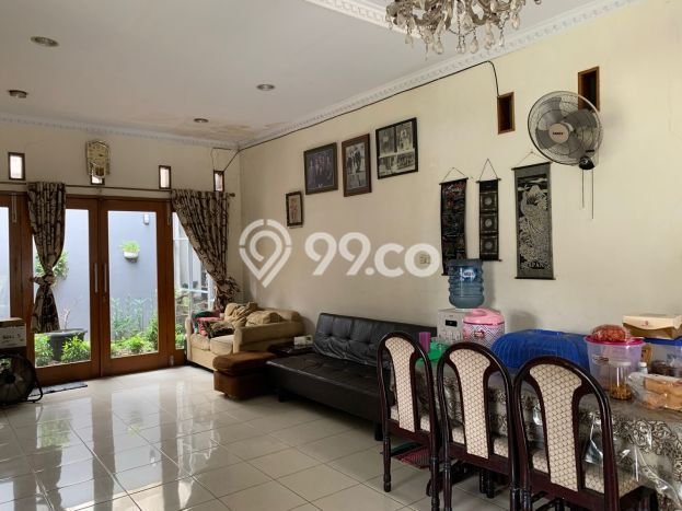 Dijual Rumah Luas Megah Dengan View Eksklusif di Ragunan, Jakarta Selatan Dijual Rumah Luas Megah Dengan View Eksklusif di Ragunan, Jakarta Selatan