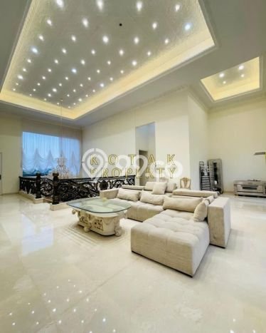 Hunian Eksklusif Dijual LT 320m2 di Cilandak, Jakarta Selatan Hunian Eksklusif Dijual LT 320m2 di Cilandak, Jakarta Selatan