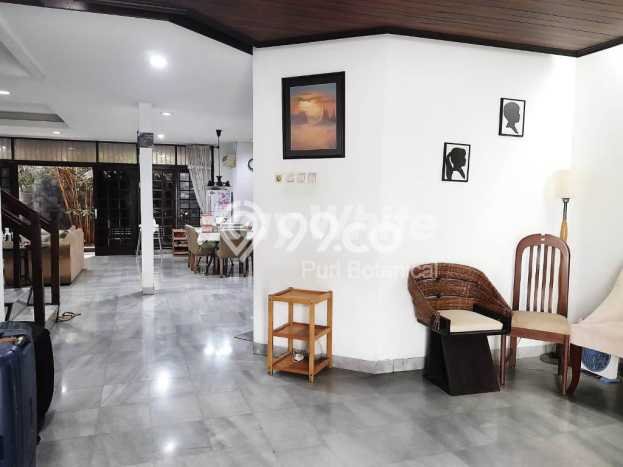 Hunian Mewah Dijual LT 224m2 di Kebon Jeruk, Jakarta Barat Hunian Mewah Dijual LT 224m2 di Kebon Jeruk, Jakarta Barat