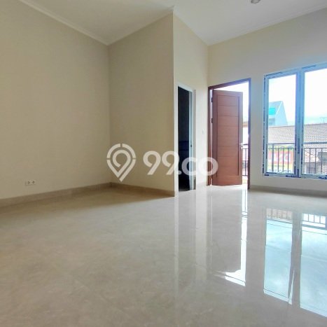 Rumah Elit LB 180m2 Siap Pakai Desain Elegan di Duri Kepa, Jakarta Barat Rumah Elit LB 180m2 Siap Pakai Desain Elegan di Duri Kepa, Jakarta Barat