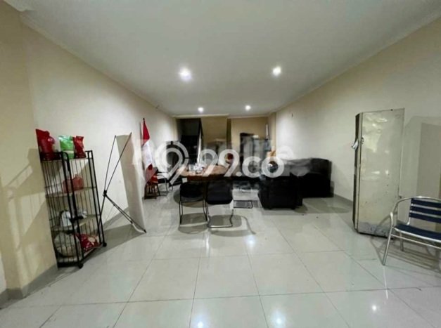 Ruko Dijual di Jakarta Barat LT 82m2 & LB 225m2 Lokasi Terbaik! Ruko Dijual di Jakarta Barat LT 82m2 & LB 225m2 Lokasi Terbaik!
