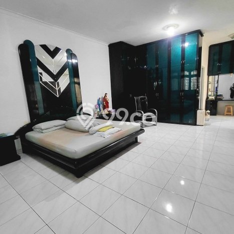 Rumah Elit LB 350m2 Siap Huni Desain Elegan di Puri Indah, Jakarta Barat Rumah Elit LB 350m2 Siap Huni Desain Elegan di Puri Indah, Jakarta Barat