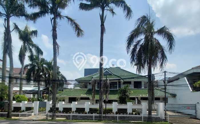 Jual Rumah Mewah Elegan Dengan View Cantik di Green garden, Jakarta Barat Jual Rumah Mewah Elegan Dengan View Cantik di Green garden, Jakarta Barat