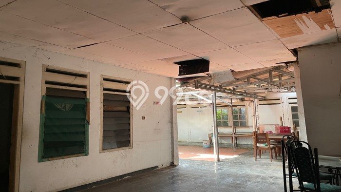 Rumah Mewah LB 500m2 Siap Pakai Desain Elegan di Cijantung, Jakarta Timur Rumah Mewah LB 500m2 Siap Pakai Desain Elegan di Cijantung, Jakarta Timur