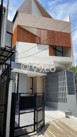 Rumah di Sektor 9-Bintaro, Tangerang Selatan, Luas 107m² LB 163m² - JUAL CEPAT! Rumah di Sektor 9-Bintaro, Tangerang Selatan, Luas 107m² LB 163m² - JUAL CEPAT!
