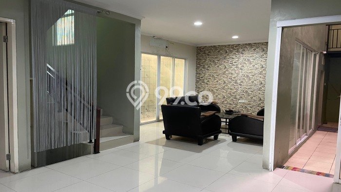 Rumah Elit Modern Siap Huni di Bintaro Tangerang Selatan Rumah Elit Modern Siap Huni di Bintaro Tangerang Selatan