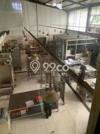 AREA KOMERSIAL! Gudang di Cibaduyut, Luas 700m², Lokasi Premium AREA KOMERSIAL! Gudang di Cibaduyut, Luas 700m², Lokasi Premium