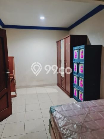Rumah Modern Cantik 4 KT Bisa Langsung Pindah di Ciledug Rumah Modern Cantik 4 KT Bisa Langsung Pindah di Ciledug