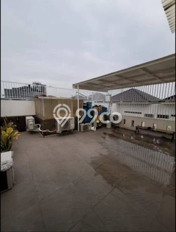 Rumah Mewah LB 400m2 Siap Pakai Desain Elegan di Duta Garden, Jakarta Barat Rumah Mewah LB 400m2 Siap Pakai Desain Elegan di Duta Garden, Jakarta Barat