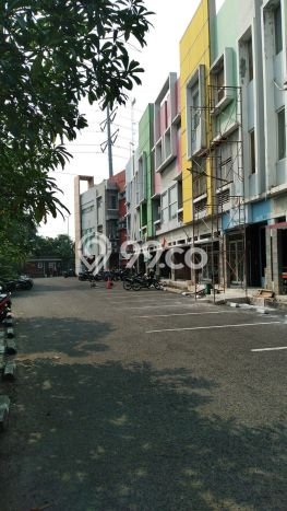 Ruko Kawasan , Luas 144m2m², Pusat Bisnis, Lokasi Strategis Ruko Kawasan , Luas 144m2m², Pusat Bisnis, Lokasi Strategis