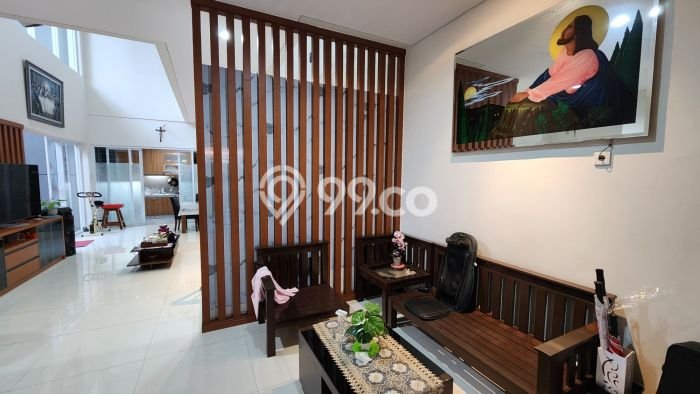 Hunian Mewah LB 230m2 Siap Pakai Desain Elegan di Tamansari, Jakarta Barat Hunian Mewah LB 230m2 Siap Pakai Desain Elegan di Tamansari, Jakarta Barat