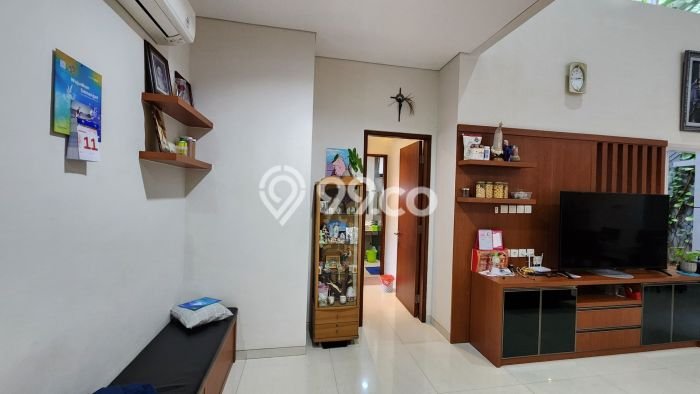 Hunian Mewah LB 230m2 Siap Pakai Desain Elegan di Tamansari, Jakarta Barat Hunian Mewah LB 230m2 Siap Pakai Desain Elegan di Tamansari, Jakarta Barat