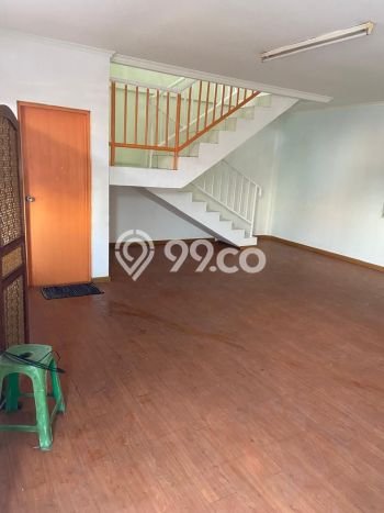 AREA PREMIUM! Gudang di , Luas 360m2m², Lokasi Strategis AREA PREMIUM! Gudang di , Luas 360m2m², Lokasi Strategis