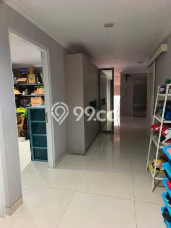 Hunian Mewah Siap Huni LT 300m2 di Kebon Jeruk, Jakarta Barat Hunian Mewah Siap Huni LT 300m2 di Kebon Jeruk, Jakarta Barat