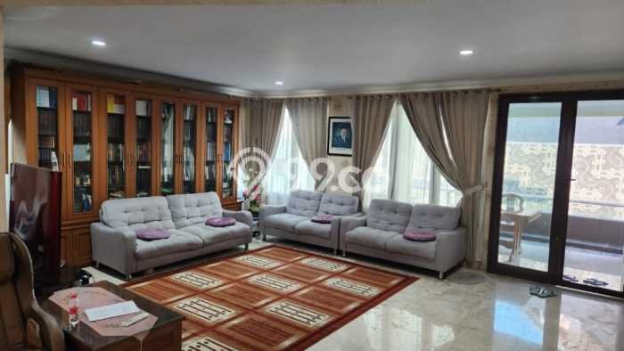 Jual Rumah Luas Elegan Dengan View Eksklusif di Lippo Karawaci, Tangerang Jual Rumah Luas Elegan Dengan View Eksklusif di Lippo Karawaci, Tangerang