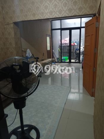 Rumah Modern 4 Kamar LT 132m2 di Taman Royal Rumah Modern 4 Kamar LT 132m2 di Taman Royal