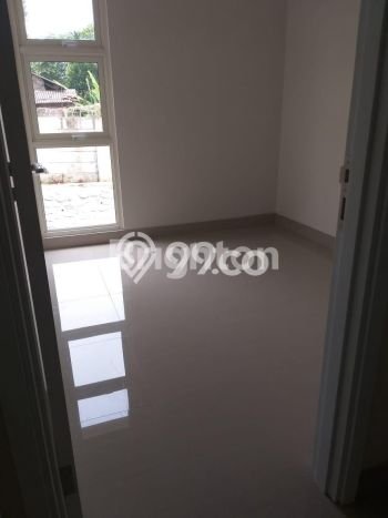 For Sale Hunian Rumah Terawat 2 KT di BSD, Tangerang For Sale Hunian Rumah Terawat 2 KT di BSD, Tangerang